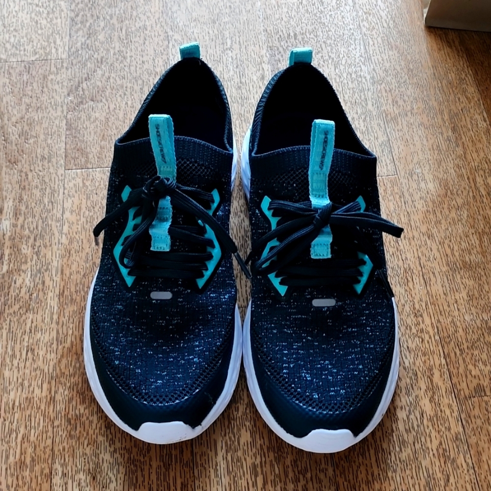 Women's Sneakers - Shoes for Crews